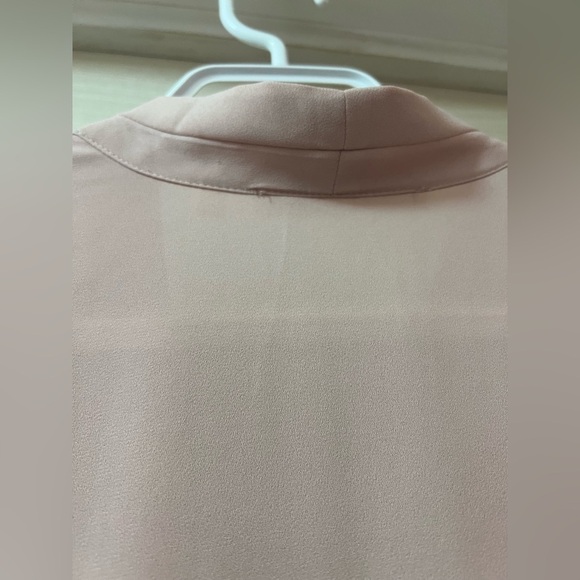 ⚫️ BOGO Violet and Claire women’s blush pink blouse size small - Picture 8 of 8